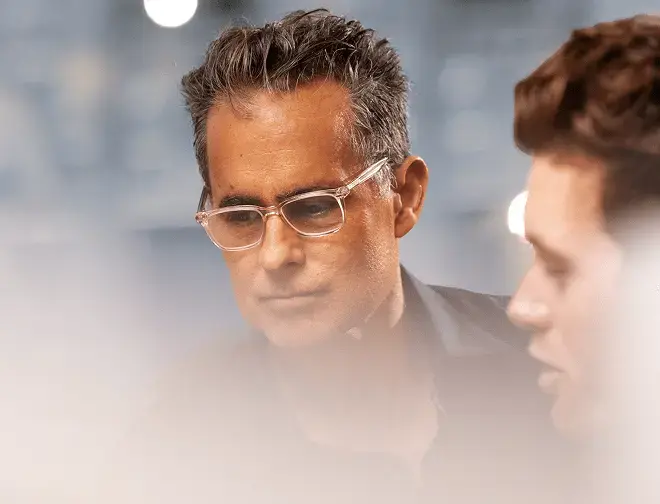 prosci-methodology-middle-aged-business-man-in-a-meeting